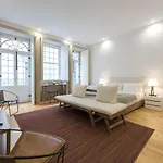 Lovelystay - Rico's - Almada 1ºf * Porto