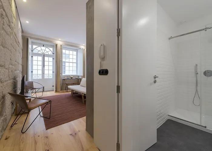 Διαμέρισμα Lovelystay - Rico's - Almada 1ºf *