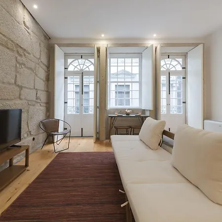 דירה Lovelystay - Rico's - Almada 1ºf *