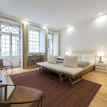LovelyStay - Rico's Apartment - Almada 1ºF * Oporto