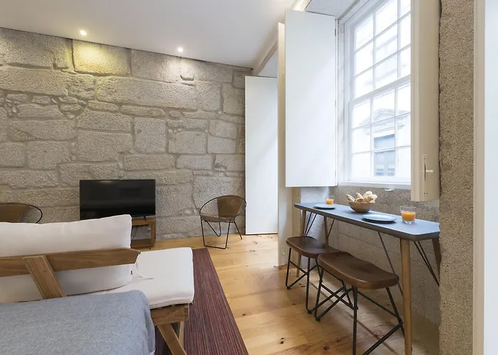 Lovelystay - Rico's - Almada 1ºf Apartman *