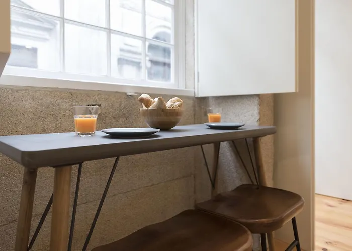 Lovelystay - Rico's - Almada 1ºf *