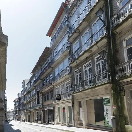 Lovelystay - Rico's - Almada 1ºf Апартаменты