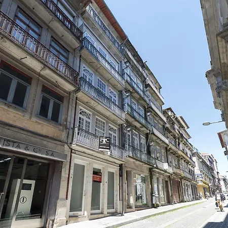 아파트 Lovelystay - Rico's - Almada 1ºf *