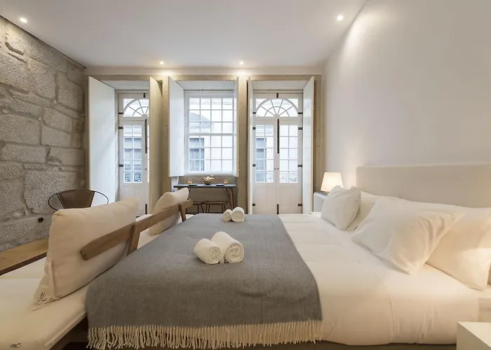 Lovelystay - Rico's - Almada 1ºf