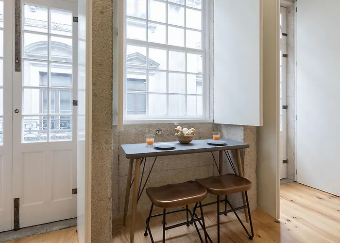 Lovelystay - Rico's - Almada 1ºf *